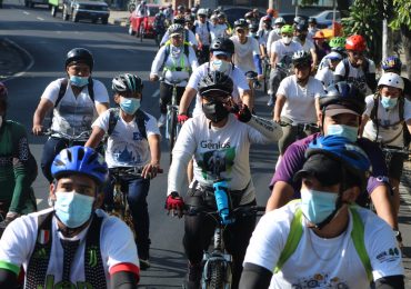 Ciclistas celebran el Día Mundial de la Bicicleta